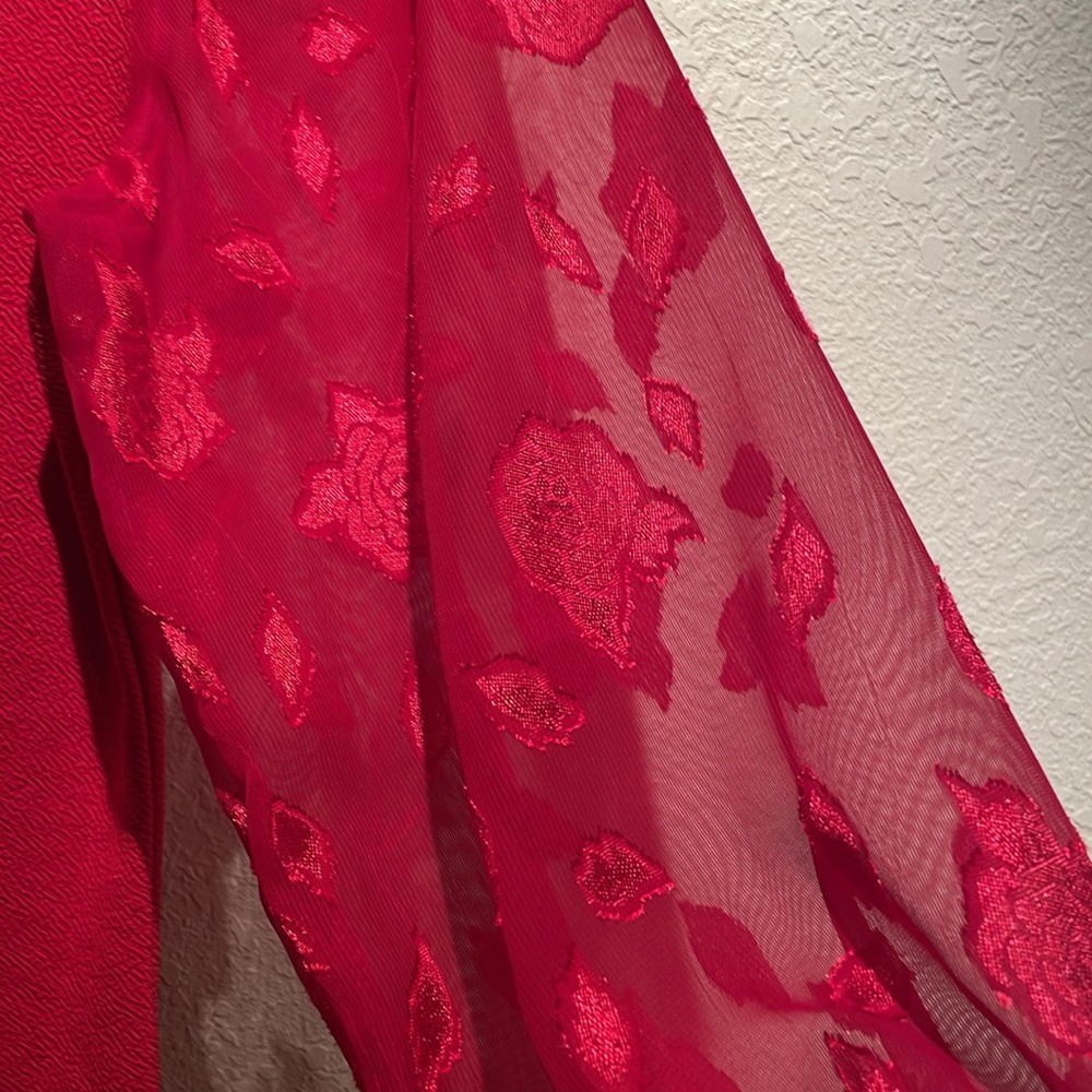 Elle Blouse - Picture 3 of 6